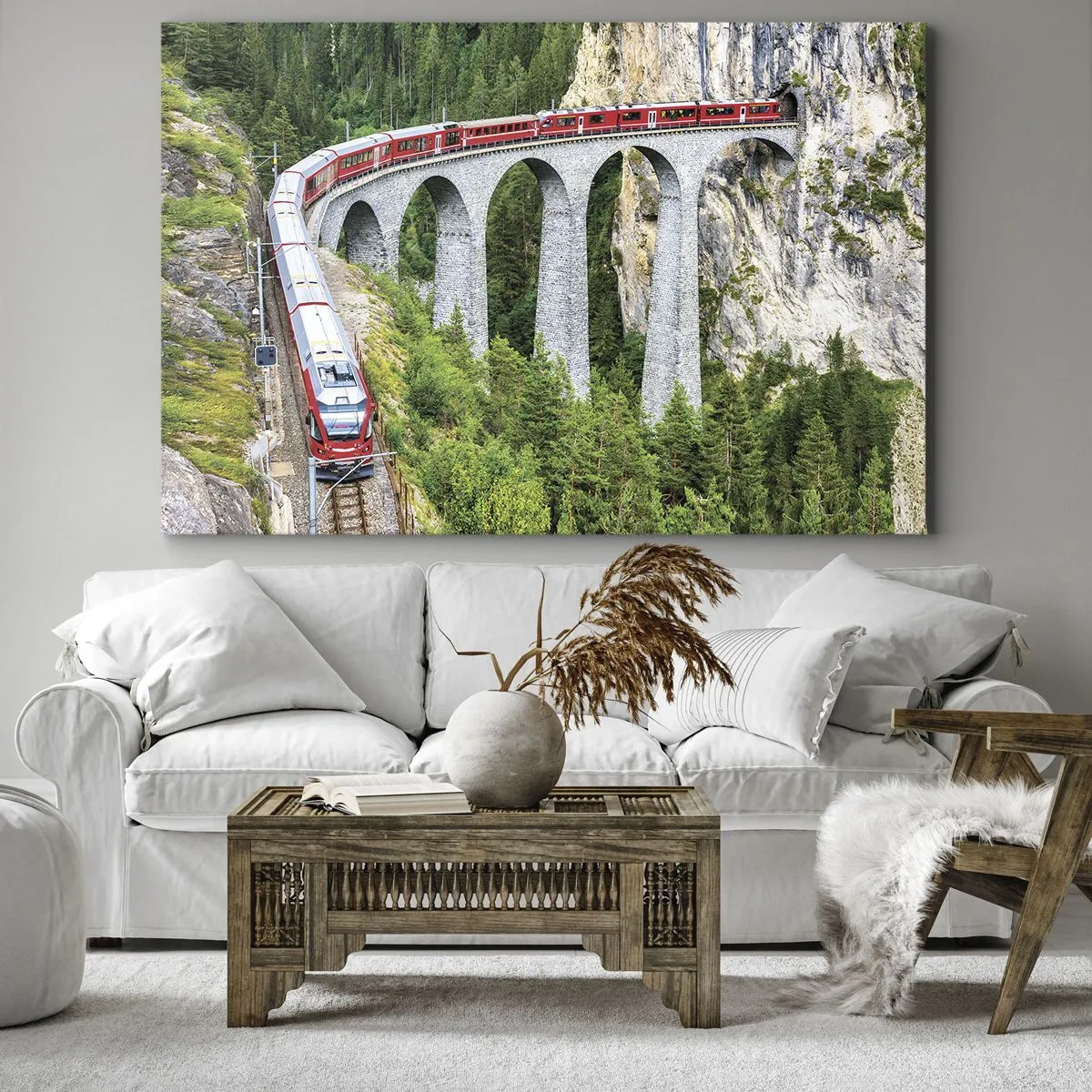 Vászonkép - Vonat egy festői viadukton hegyvidéki tájban - 70x50cm - Vasút hegyi kilátással - Modern fali dekoráció nappalihoz és hálószobához ARTTOR