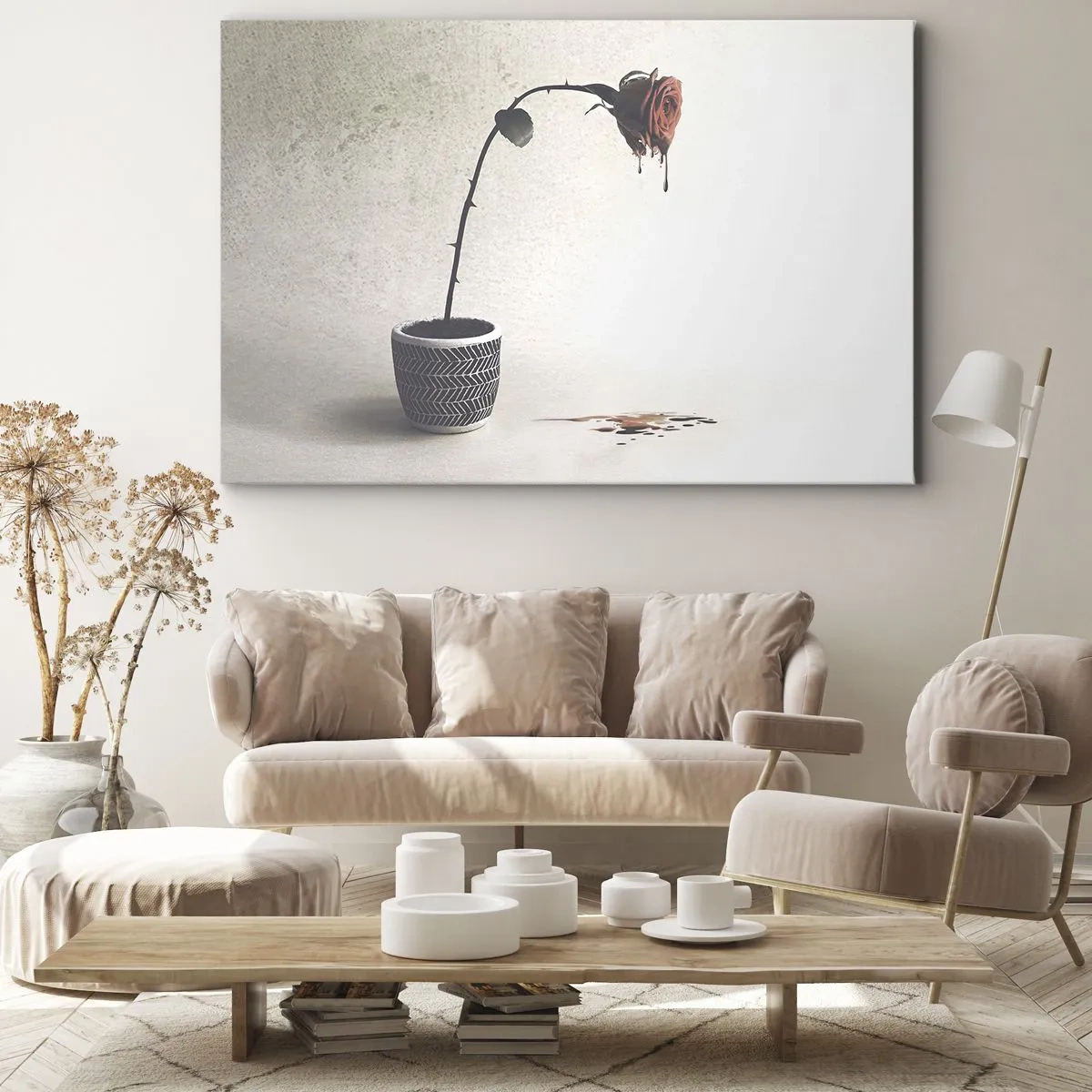 Vászonkép - Egy vörös rózsa egy cserépben, festékcseppekkel fehér alapon - 70x50cm - Rosa dolorosa - Modern fali dekoráció nappalihoz és hálószobához ARTTOR