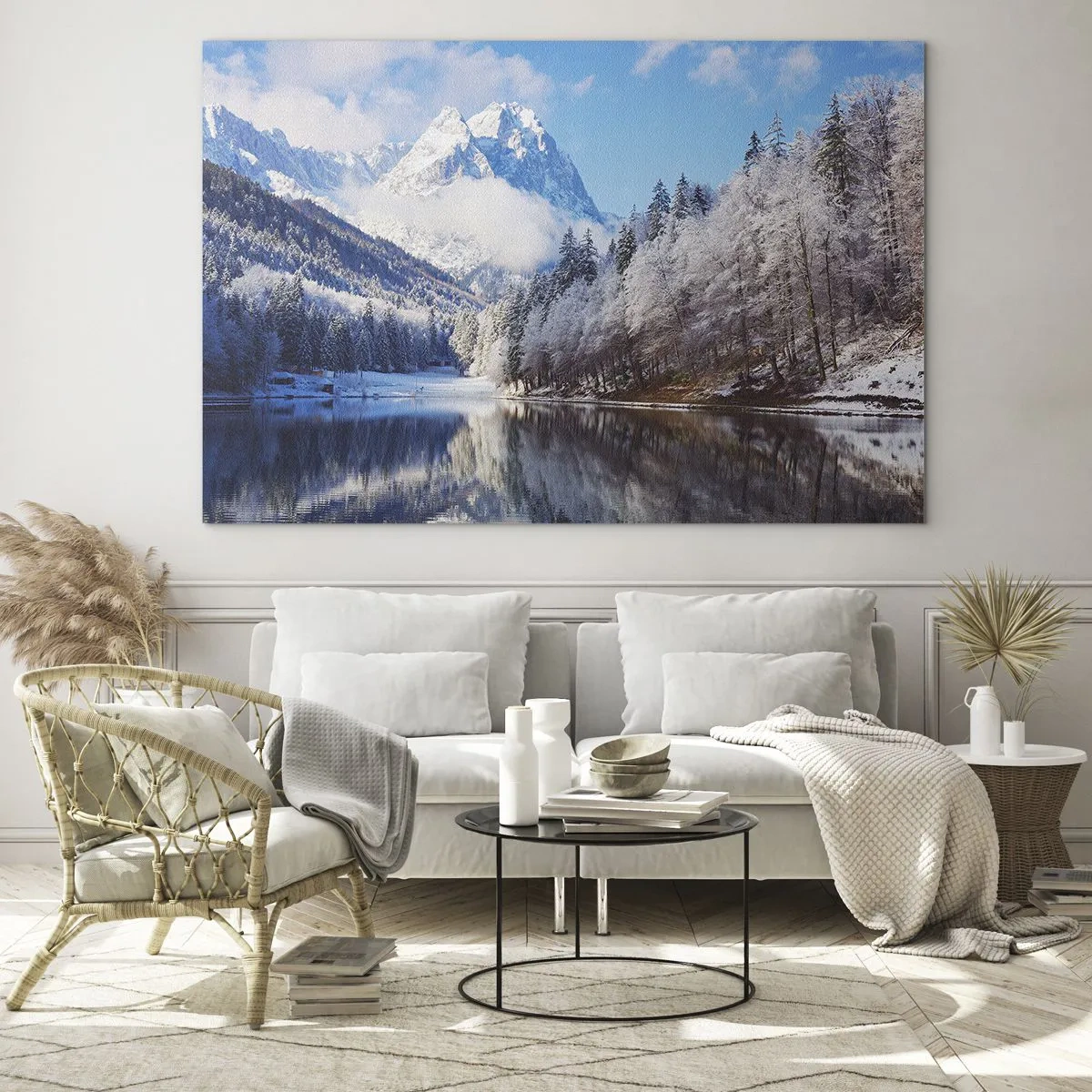 Üveg kép - Téli táj hegyekkel és egy befagyott tóval - 70x50cm - Hóőrség - Modern fali dekoráció nappalihoz és hálószobához ARTTOR