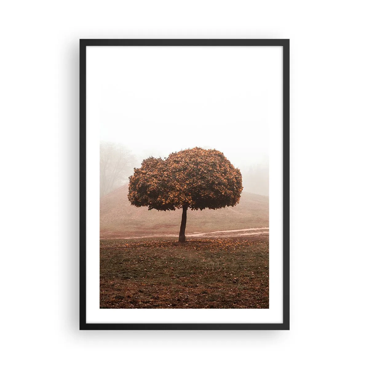 Poszter fehér keretben - Egy magányos fa az őszi ködben - 50x70cm - Egy mozgalmas nyár után - Modern fali dekoráció nappalihoz és hálószobához ARTTOR