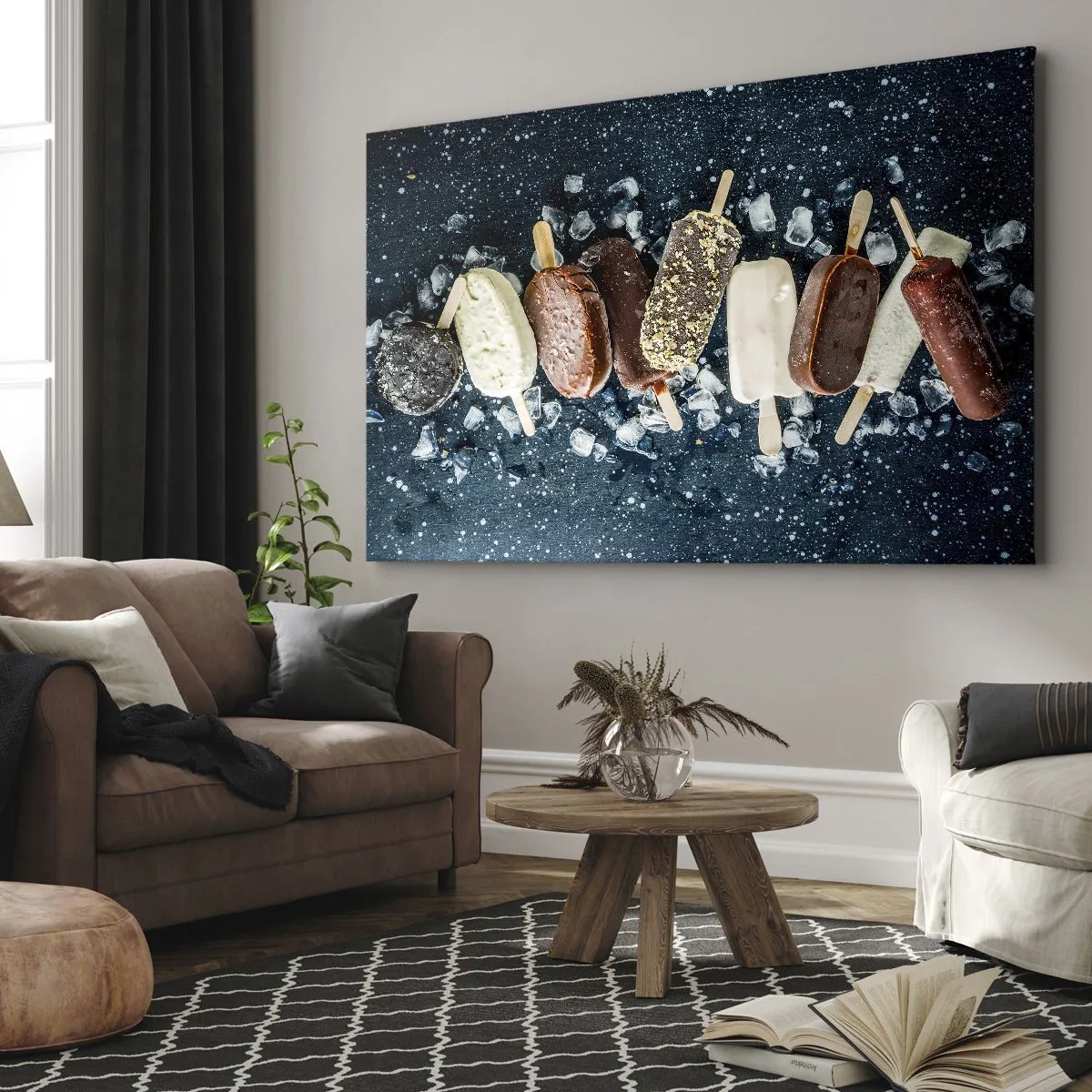 Vászonkép - Színes jégkrémlekvárok sötét háttér előtt jégre rendezve - 70x50cm - A forró nyár íze - Modern fali dekoráció nappalihoz és hálószobához ARTTOR