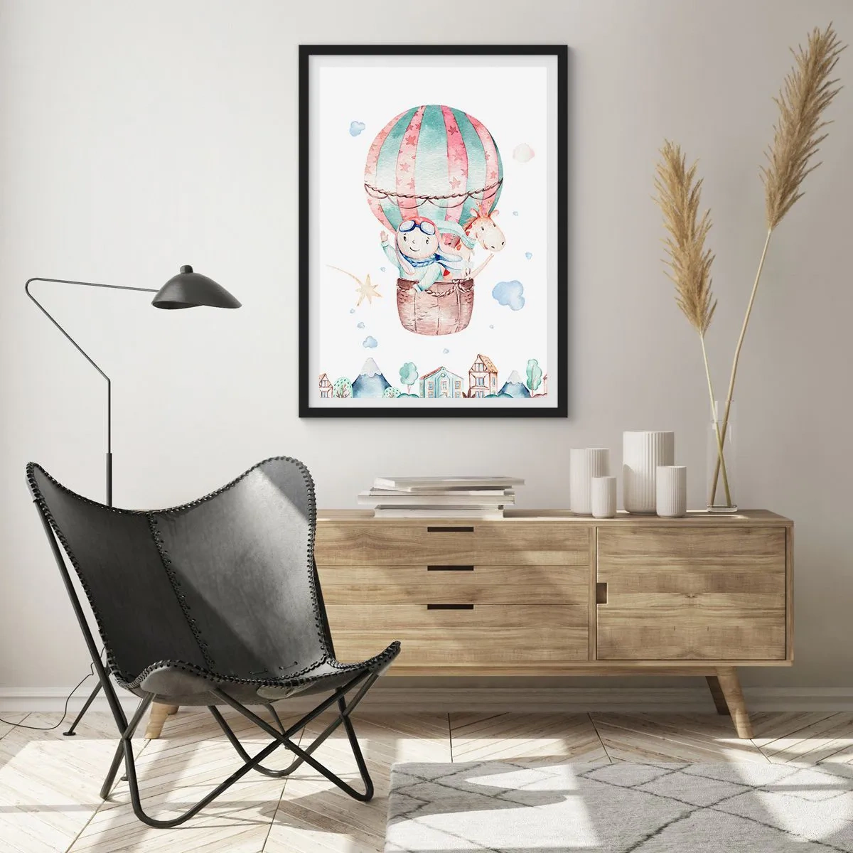 Poszter fehér keretben - Egy aranyos illusztráció egy plüssmackóról, aki léggömbben repül egy város felett - 50x70cm - Nemsokára visszajövünk! - Modern fali dekoráció nappalihoz és hálószobához ARTTOR