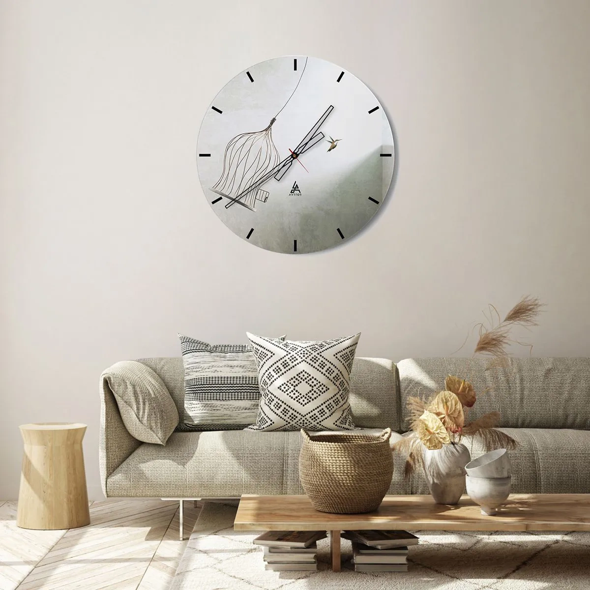 Falióra, Óra - Egy madár elhagyja kalitkáját világos háttér előtt - 30x30cm - Az elememen - Modern fali dekoráció nappalihoz, konyhához és hálószobához ARTTOR