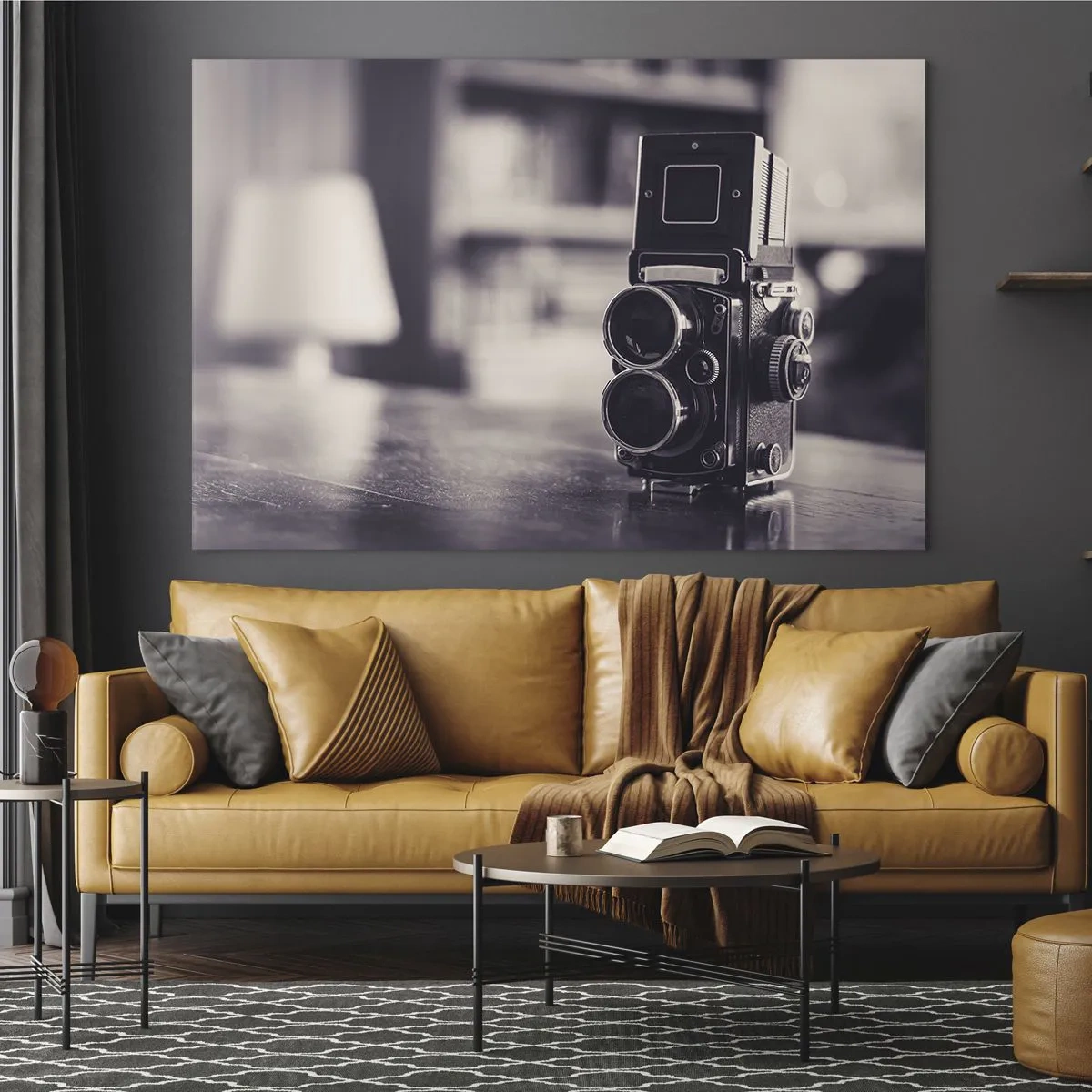Üveg kép - Fekete-fehér fénykép egy antik fényképezőgépről - 70x50cm - Egy régi fénykép varázsa - Modern fali dekoráció nappalihoz és hálószobához ARTTOR
