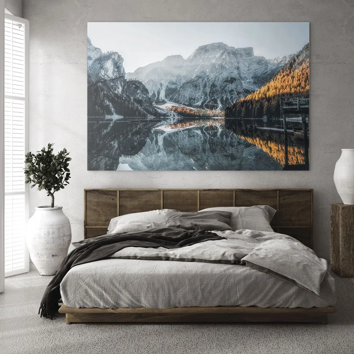 Üveg kép - Hegyi táj tükröződik a tó nyugodt felszínén - 70x50cm - Tükrös táj - Modern fali dekoráció nappalihoz és hálószobához ARTTOR