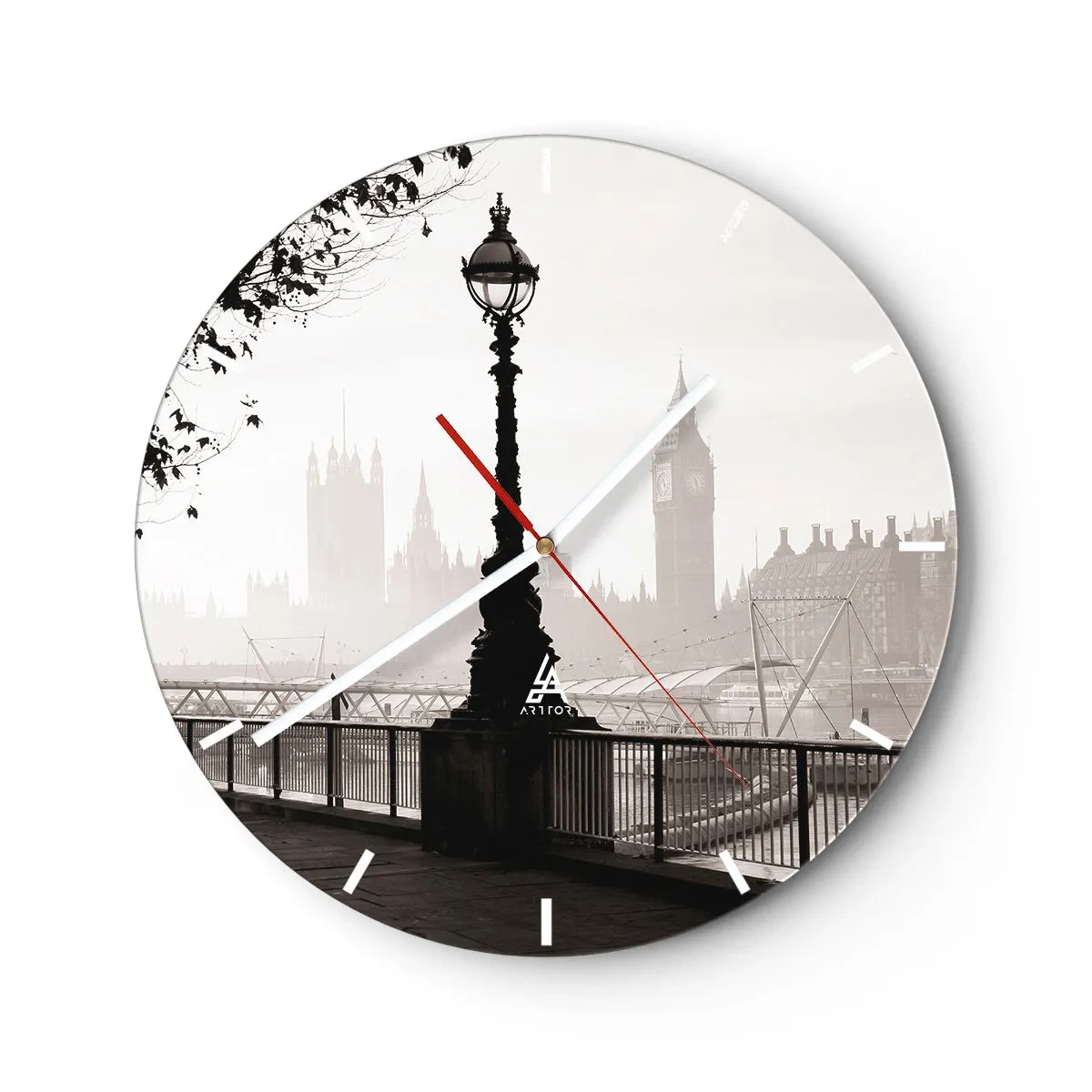 Falióra, Óra - Egy világítótorony a Temzén, a háttérben London látképével - 30x30cm - Londoni reggel - Modern fali dekoráció nappalihoz, konyhához és hálószobához ARTTOR