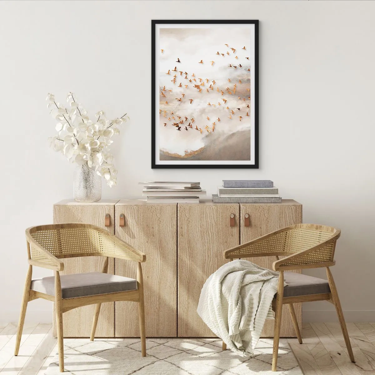 Poszter fehér keretben - Egy madárraj úszik a ködös felhők között - 50x70cm - Itt az idő... - Modern fali dekoráció nappalihoz és hálószobához ARTTOR